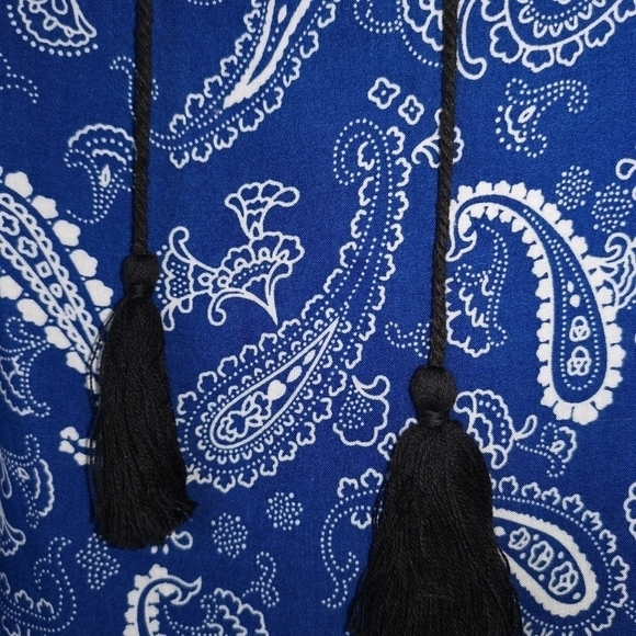 New Classy Blue print top - Picture 3 of 7